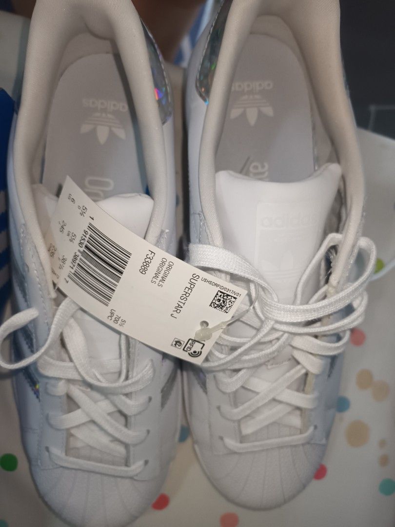 Adidas Superstar j size 6 88