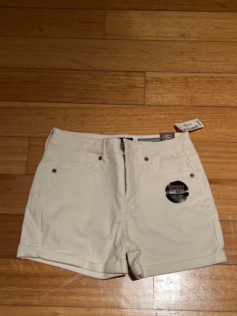 Aeropostale bermuda hotsell shorts