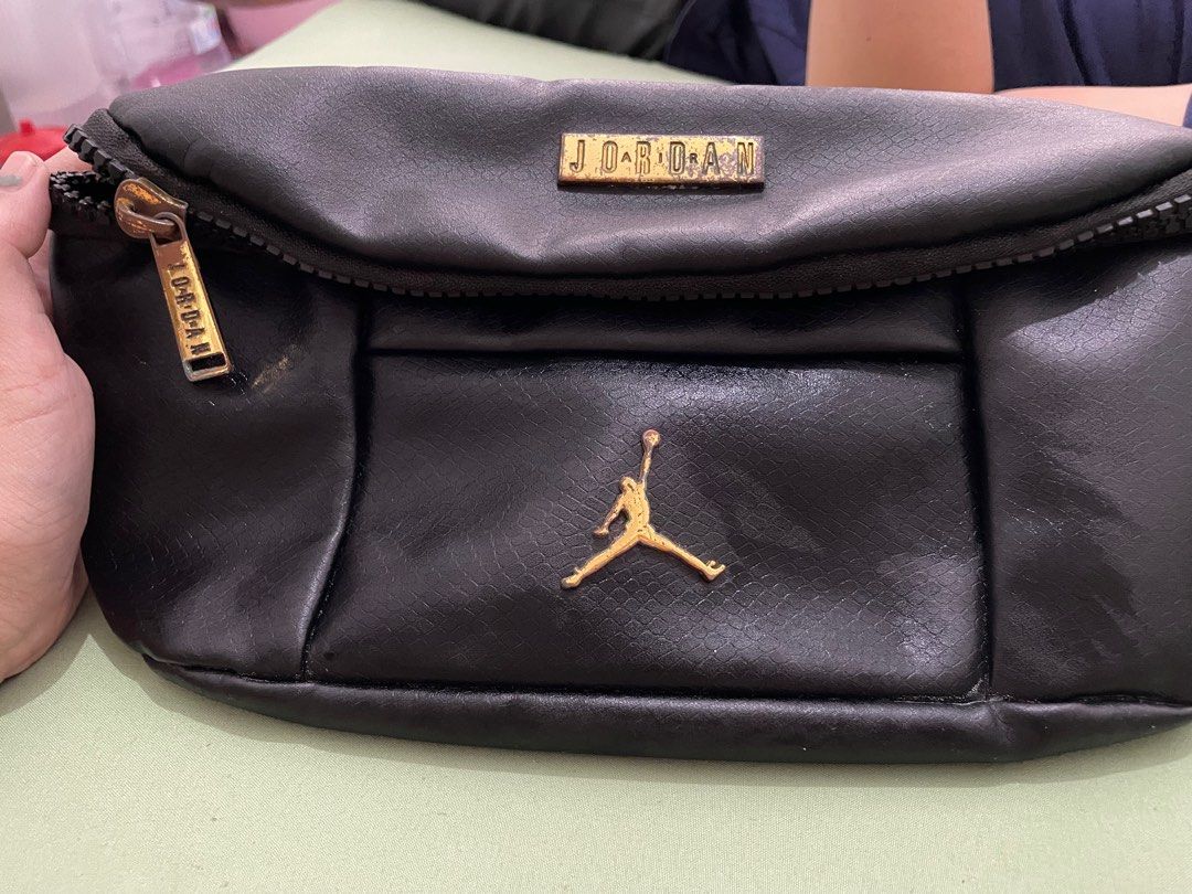 Air jordan deals bum bag