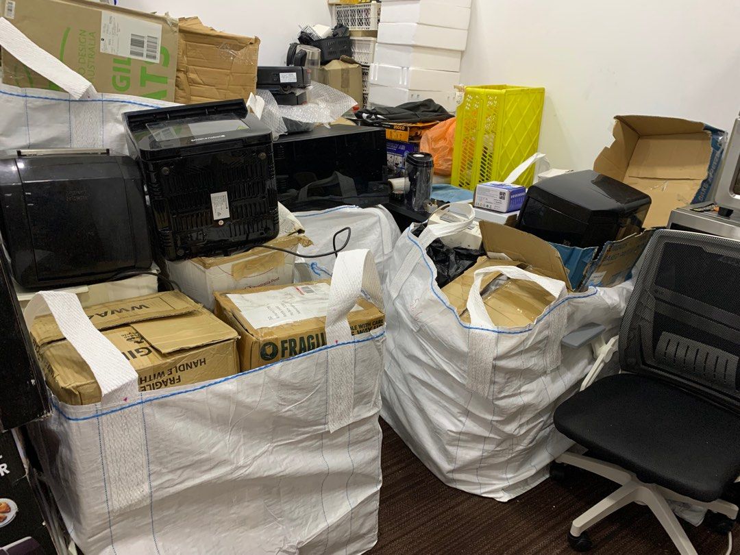 Amazon pallets /Home appliances / Kitchen gadgets / pallets and jumbo