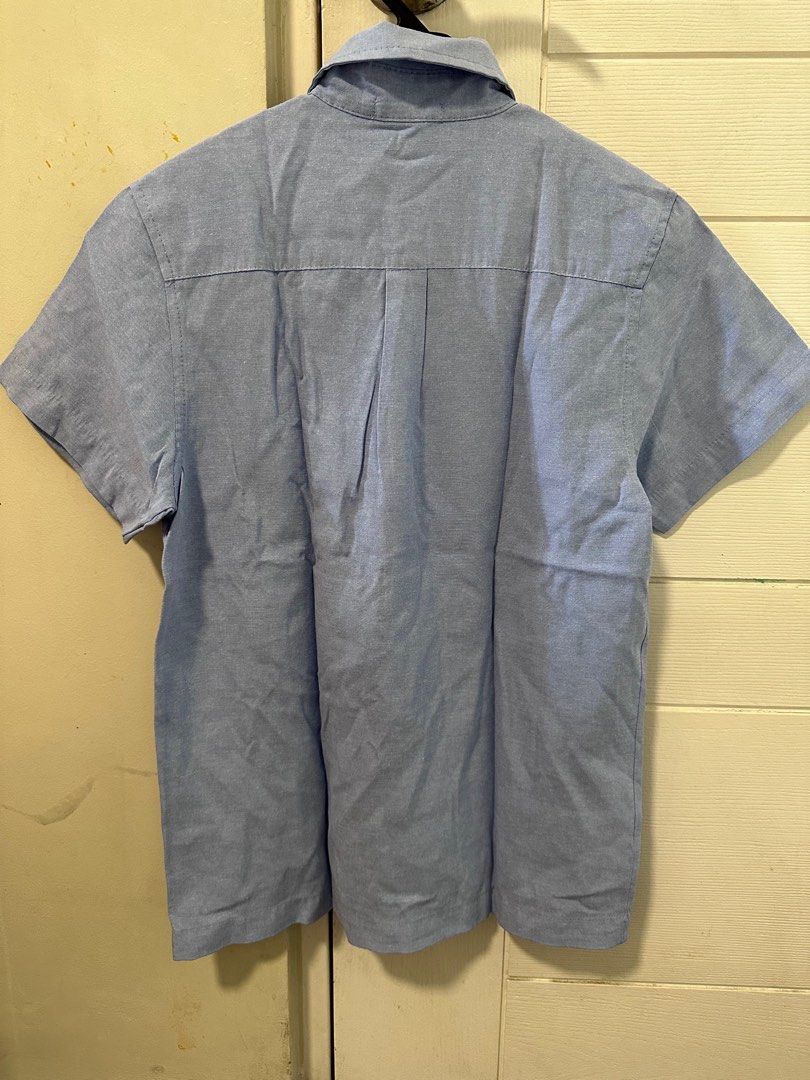 Ateneo Grade 8 Uniform (Category: Sets & Coordinates) located in Quezon City. Submitted by __lilyandpoppy (Listing ID 1225128404, Image 2). Description: 5 pcs available Excellent condition, as is where is Please refer to pants measurements. Height of student is 5’1” Medium built Polo size reference is Uniqlo Kids’ 160.