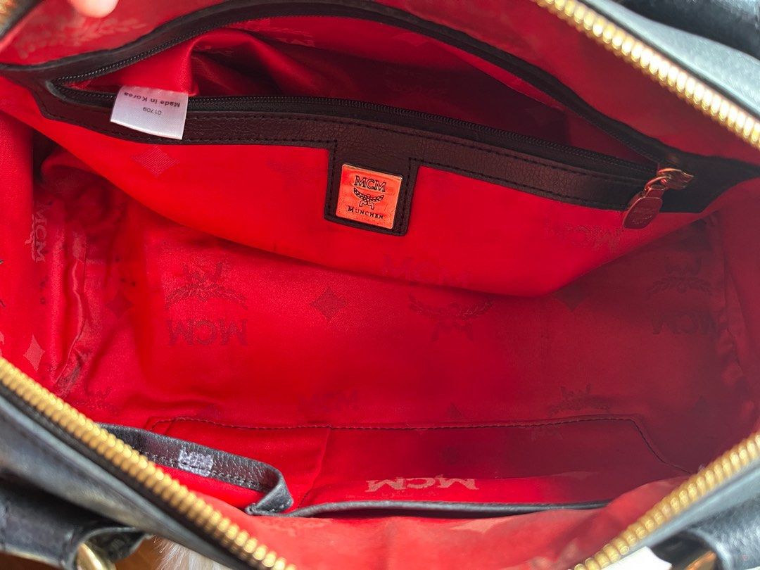 Authentic Mcm bag (Category: Luxury Bags & Wallets) located in Antipolo. Submitted by mancstan20 (Listing ID 1209646041, Image 3). Description: authentic pm for details.