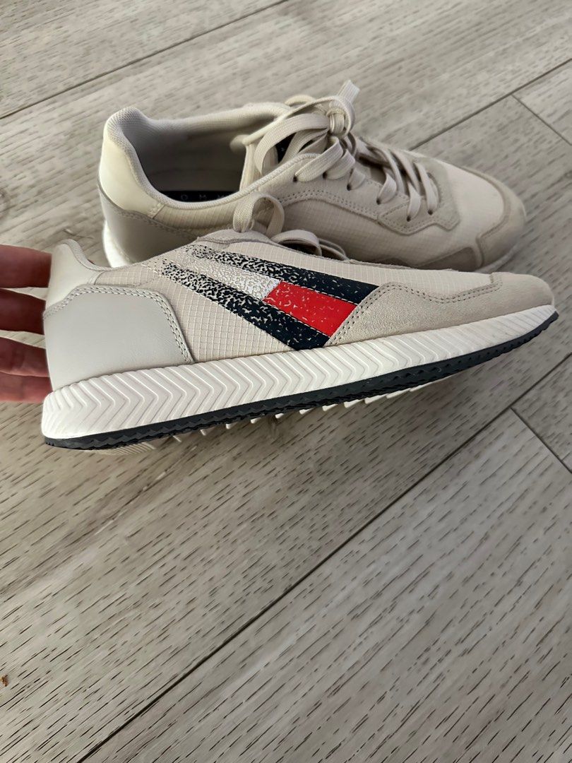 tommy hilfiger loafers white