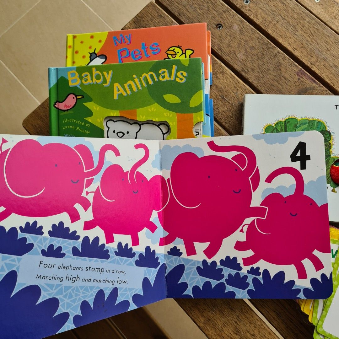 Baby board books + flash cards, Babies & Kids, Infant Playtime on Carousell