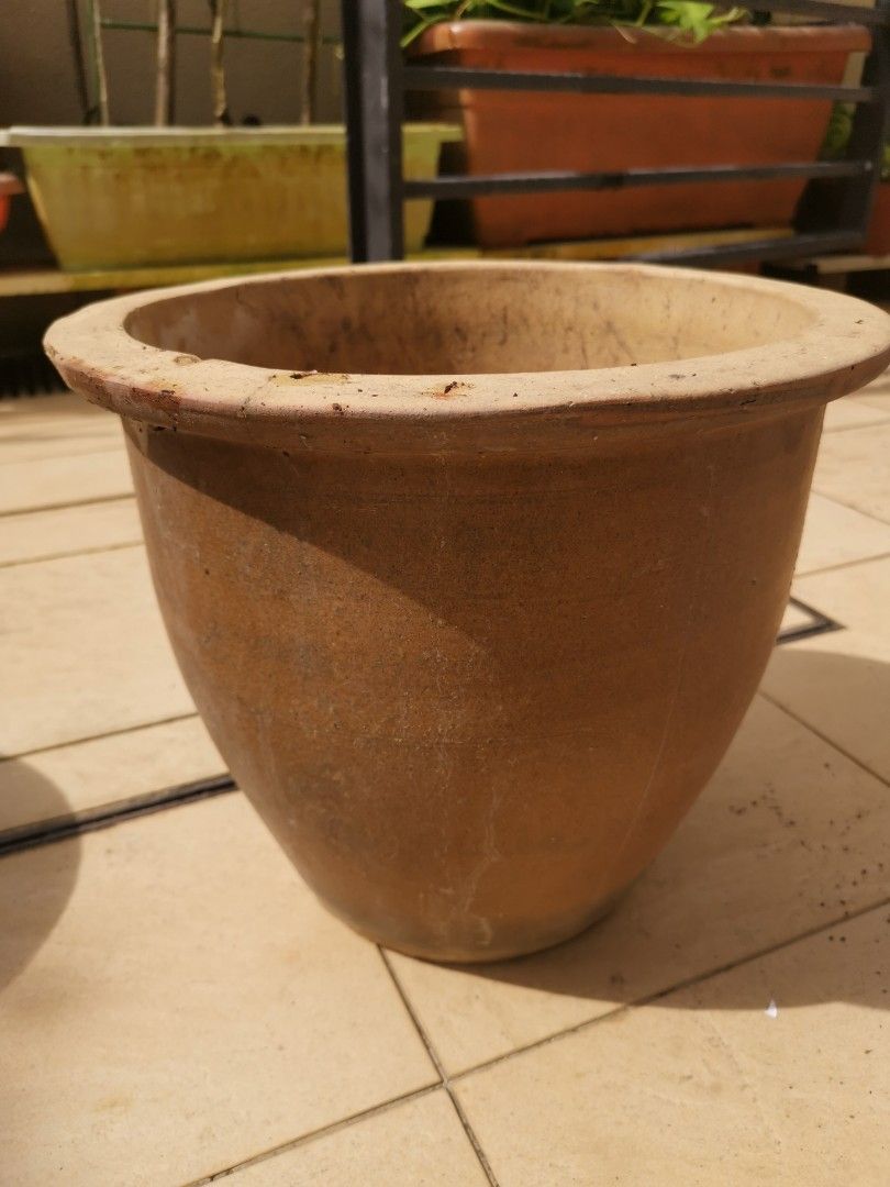 Big clay pot, Furniture & Home Living, Gardening, Pots & Planters on