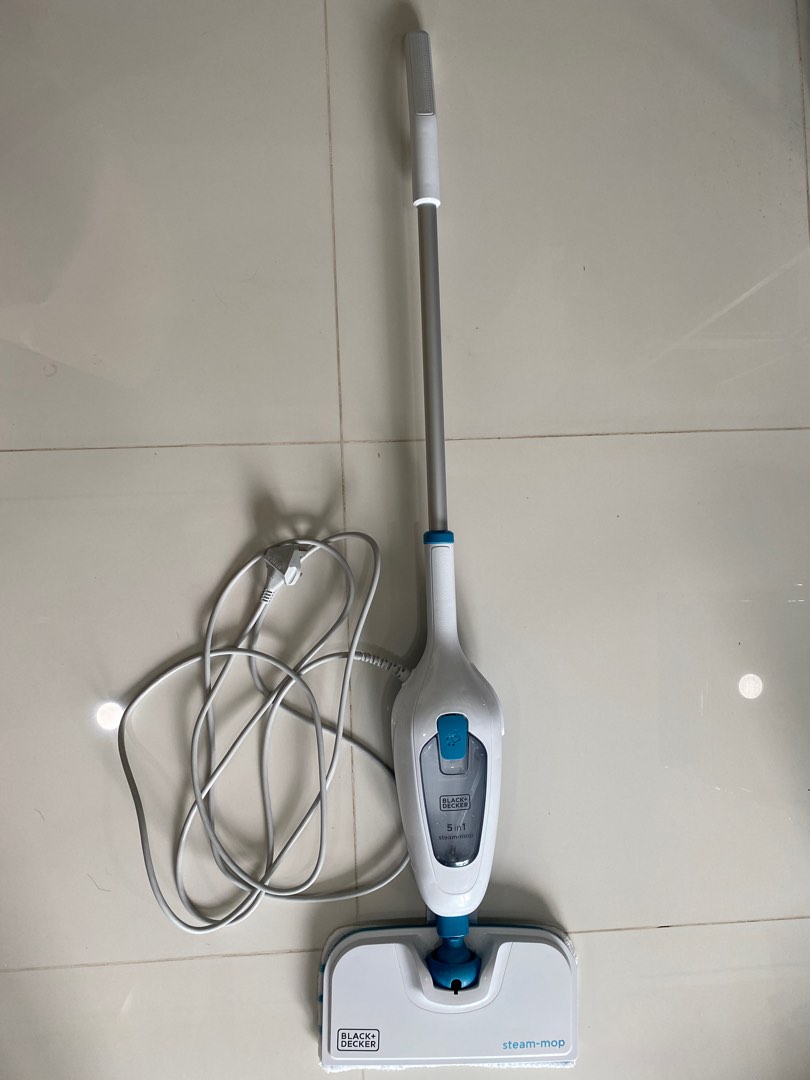 Black + Decker steam mop, Furniture & Home Living, Cleaning & Homecare