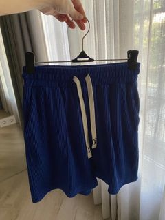 Blue Pleated Shorts Bangkok Celana Pendek Biru