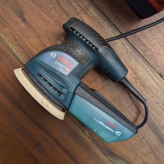 BOSCH RANDOM ORBITAL SANDER (GEX 125-1A/AE)