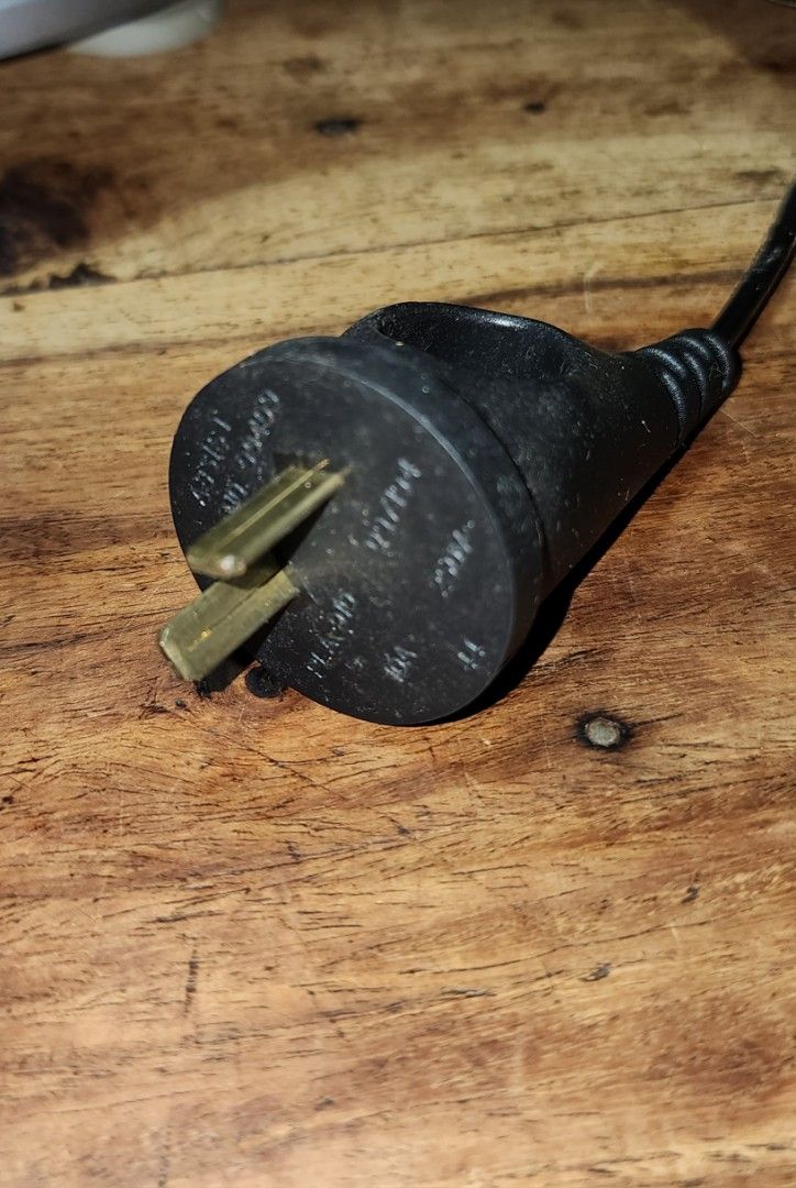 Breville JE900 Juice Fountain Professional Juice Extractor, TV & Home