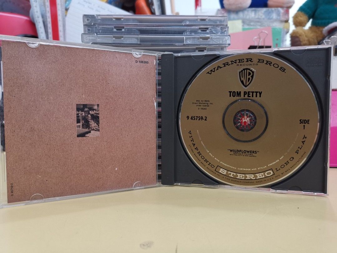 (CD) TOM PETTY Wildflowers , Hobbies & Toys, Music & Media, CDs & DVDs