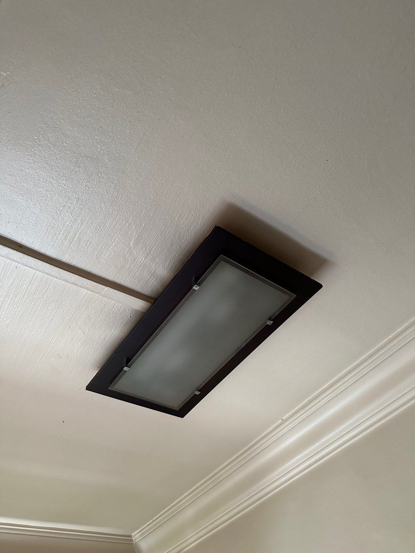 Ceiling light working condition, Furniture & Home Living, Lighting
