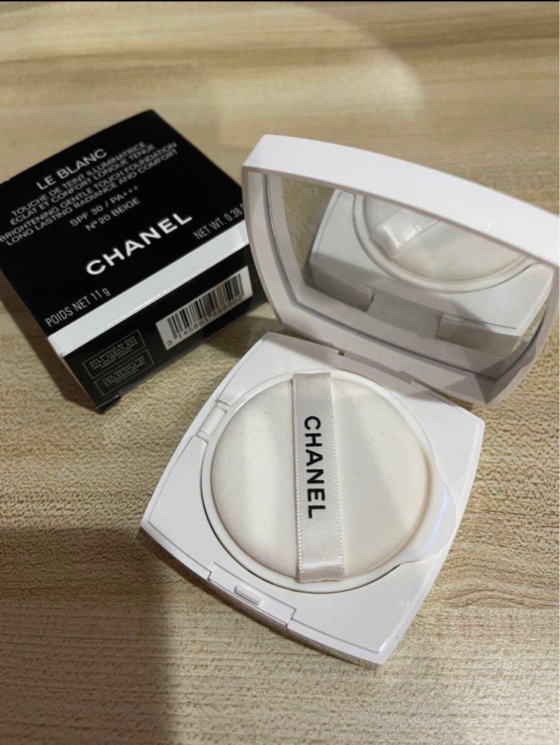 Chanel Le Blanc Brightening Gentle Touch Foundation, Beauty & Personal  Care, Face, Makeup on Carousell