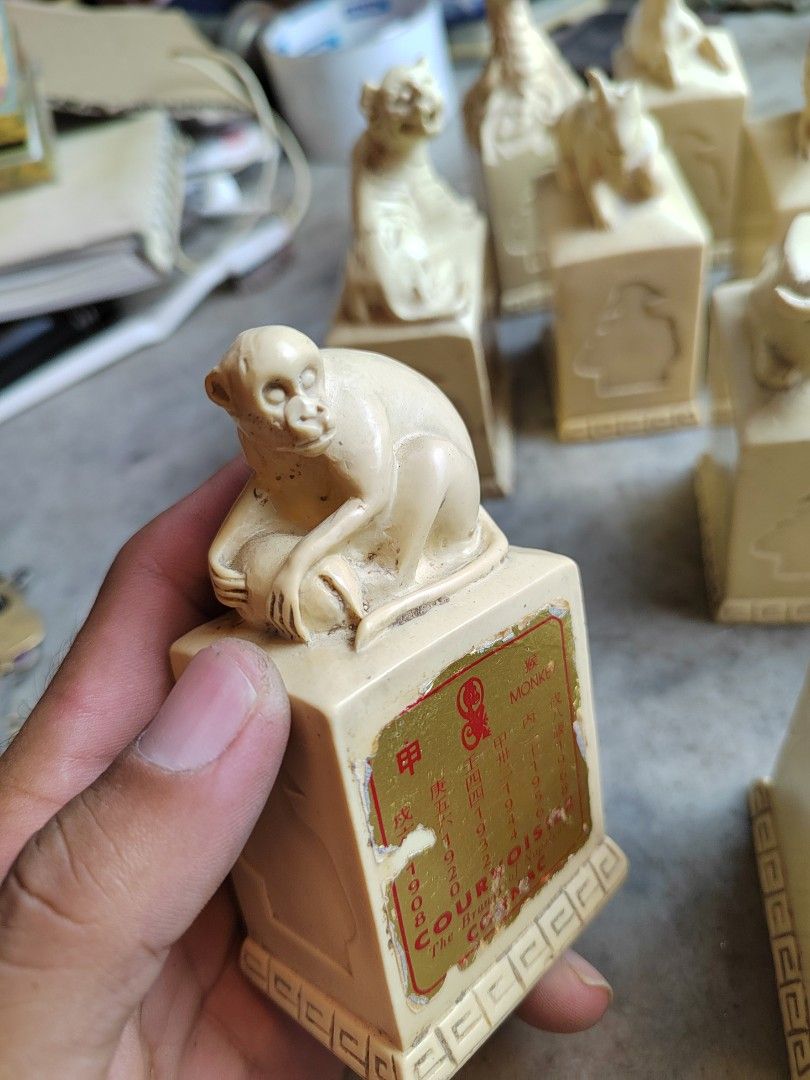 Chinese zodiac figurines 1 set complete, Hobbies & Toys, Collectibles