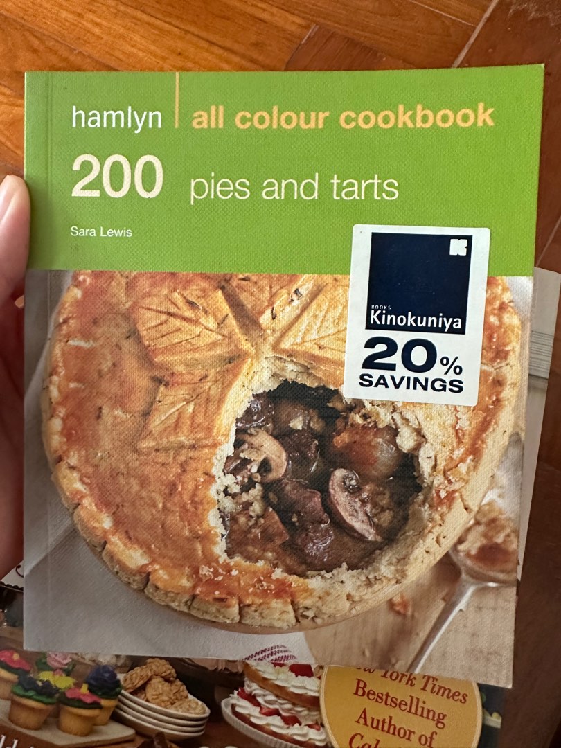 Cookbook 200 Pies and Tarts, Hobbies & Toys, Books & Magazines
