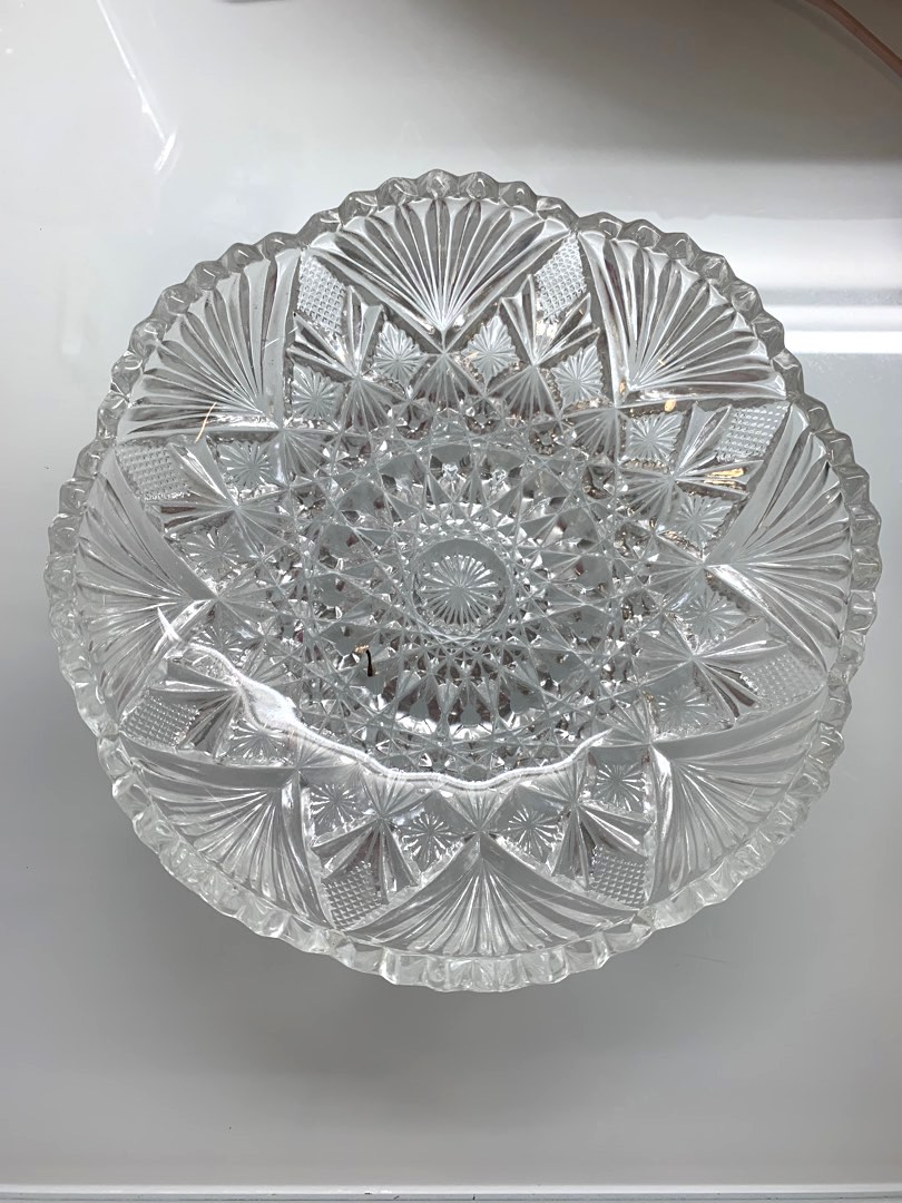 Crystal plates and bowls, Furniture & Home Living, Kitchenware