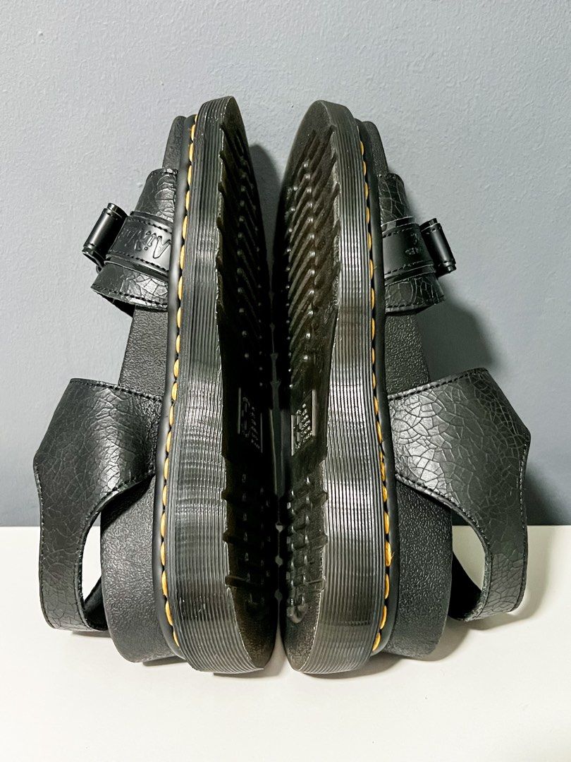 Romi crackle sales dr martens