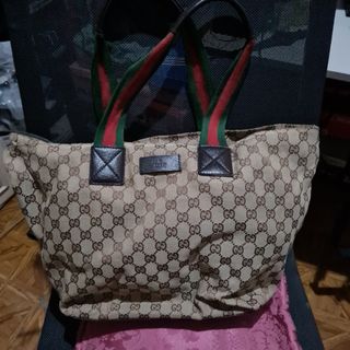 Gucci Gg Canvas Tote Auction