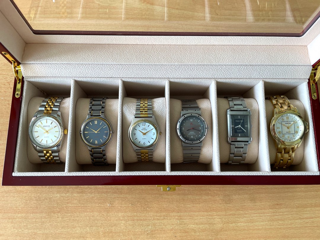 Gold top watch box