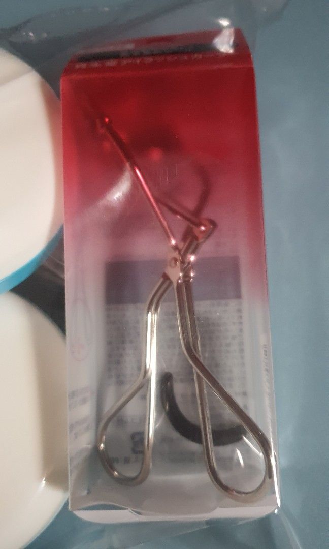 Original Shiseido Eyelash curler (Category: Face Care) located in Cabanatuan. Submitted by lynscloset101 (Listing ID 1225230001, Image 1). Description: Restocked!!! 💯% original brand new Bought in Japan.