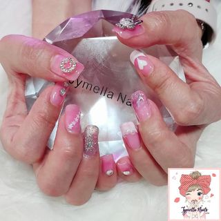 (Category: ) located in . Submitted by jymella.lashes_nails (Listing ID 1225234749, Image 1). Description: .