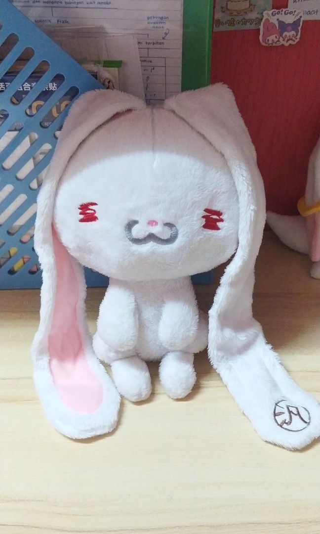 Gloomy bear bunny top