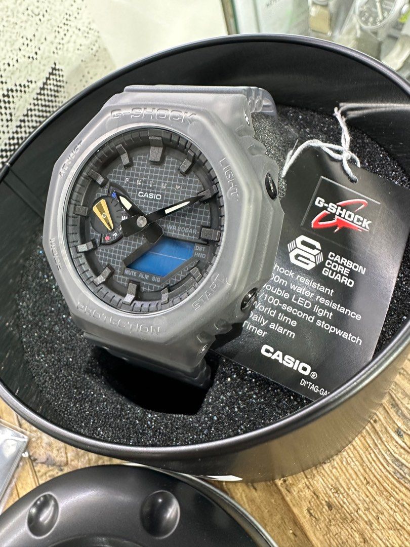 G-SHOCK X FUTUR GA-2100FT-8A, 名牌, 手錶- Carousell