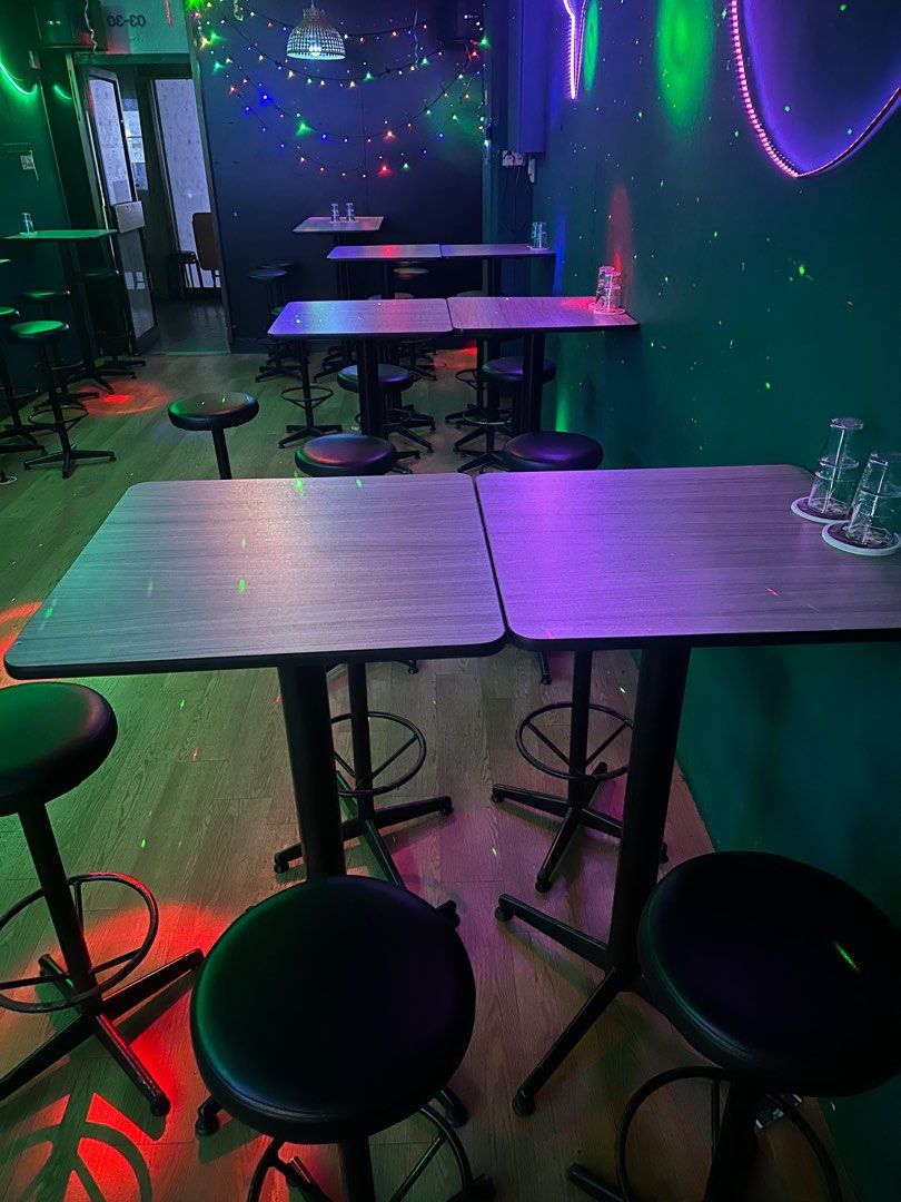 High table x 12/ high chair x 30, Furniture & Home Living, Furniture