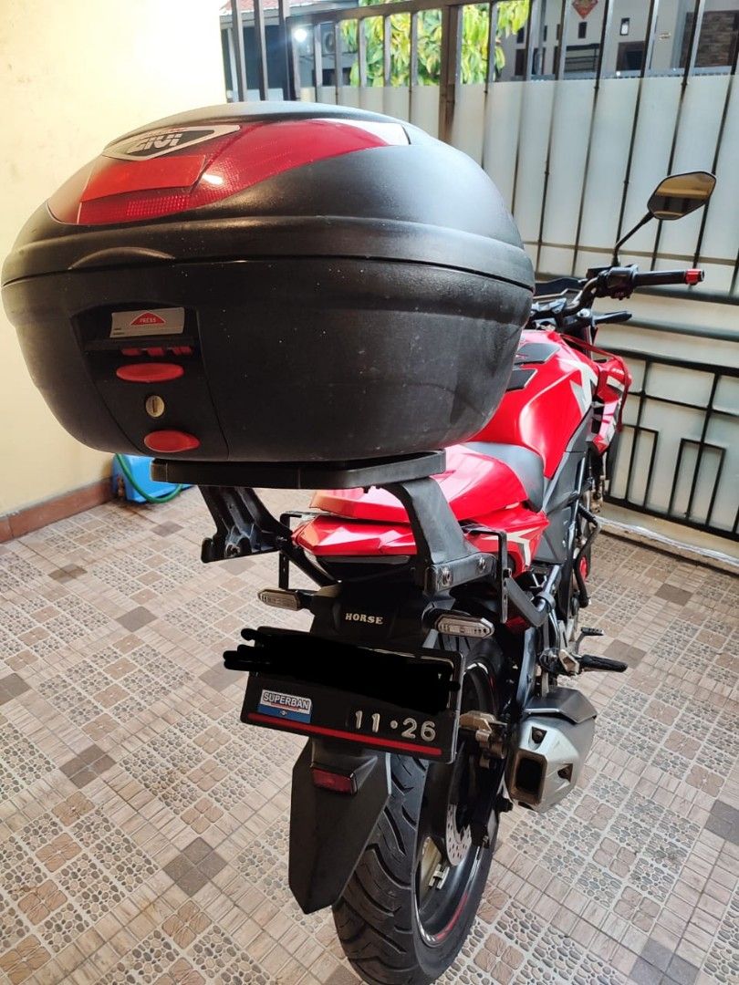 Honda Cb150R SE 2016 Bonus Box Givi Motor di Carousell