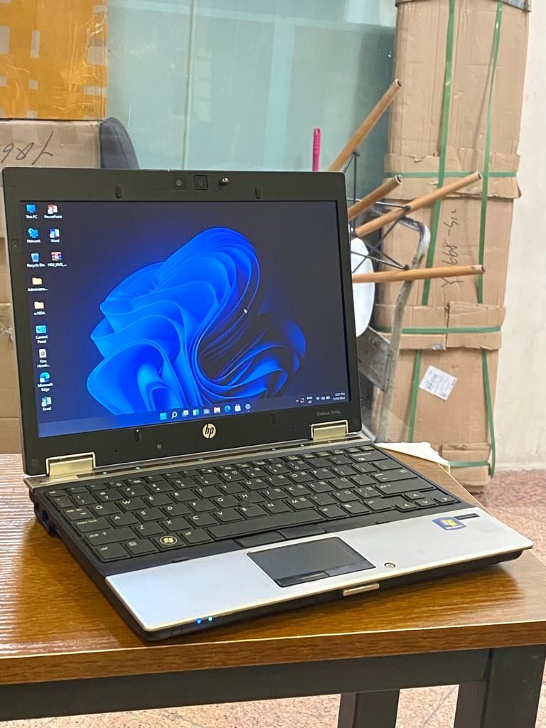 HP i7 SSD Laptop 8+128GB SSD Fast Speed Windows 11 MS Office