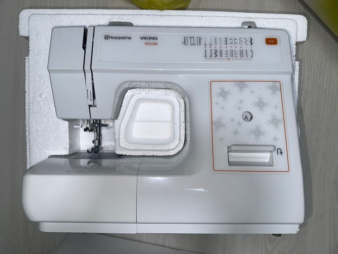 Husqvarna Viking H class E10 basic sewing machine, TV & Home Appliances