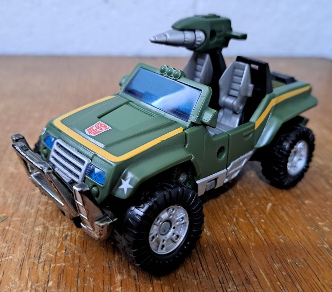 IronHide, Hound, Jazz Deluxe Class set, Hobbies & Toys, Toys & Games