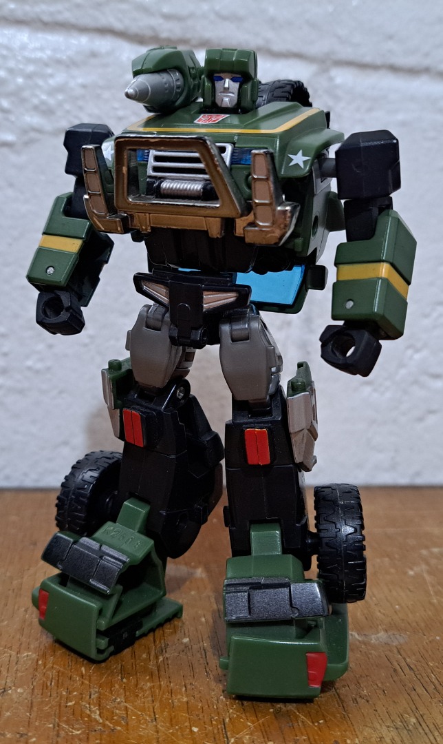 IronHide, Hound, Jazz Deluxe Class set, Hobbies & Toys, Toys & Games