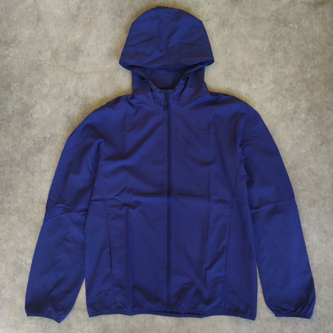 JAKET RUNNING UNIQLO M MURAH ORIGINAL