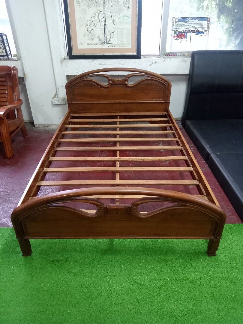 KAYU JATI/TEAK WOOD Bed Frame Solid Wood Super Single Spine Length