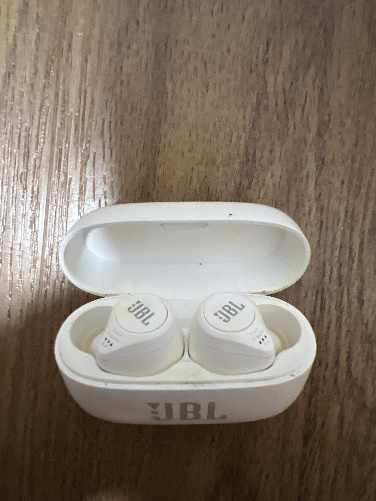 JBL Bluetooth earbuds63612114329473111