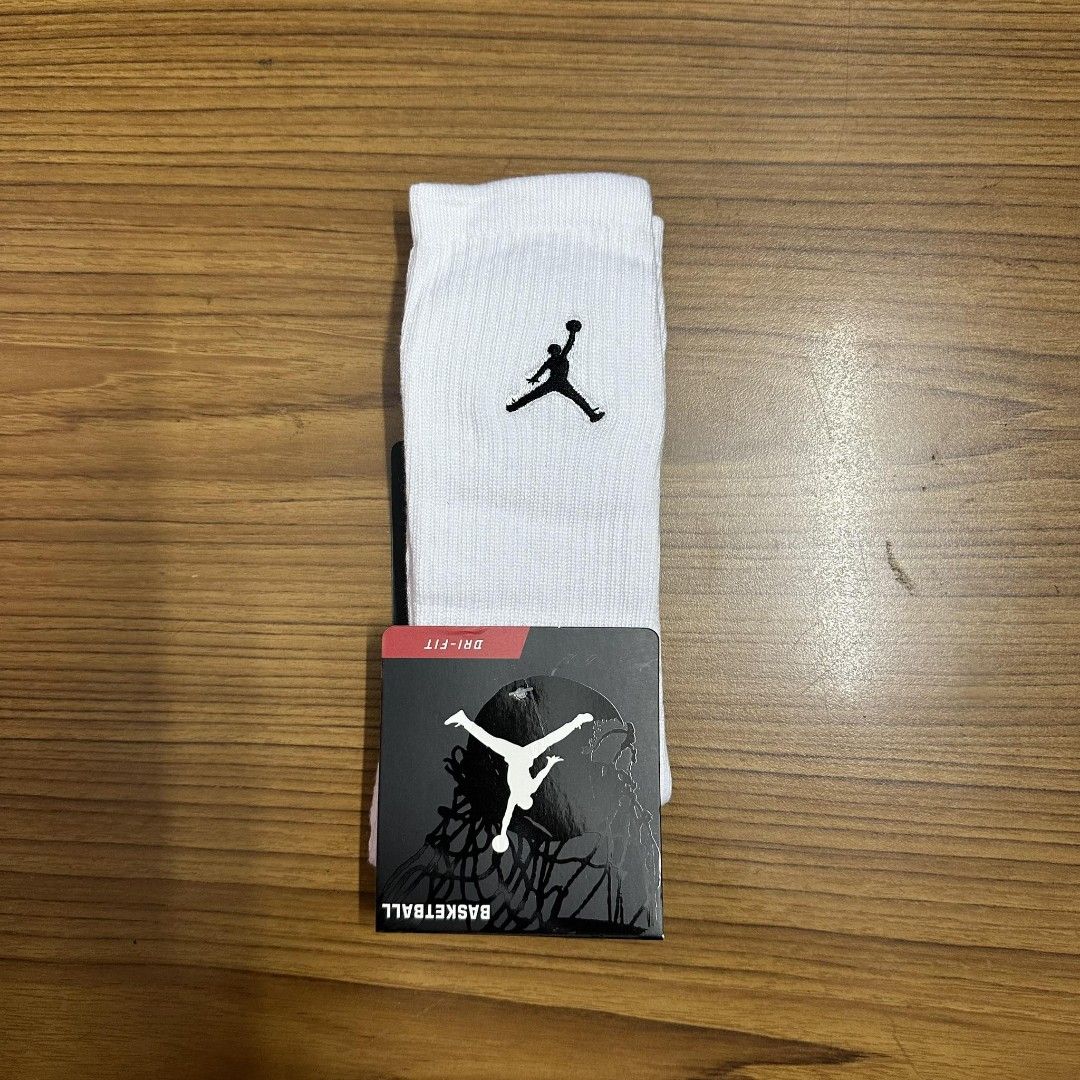 Jordan Crew Socks (1 pair), Men's Fashion, Watches & Accessories, Socks