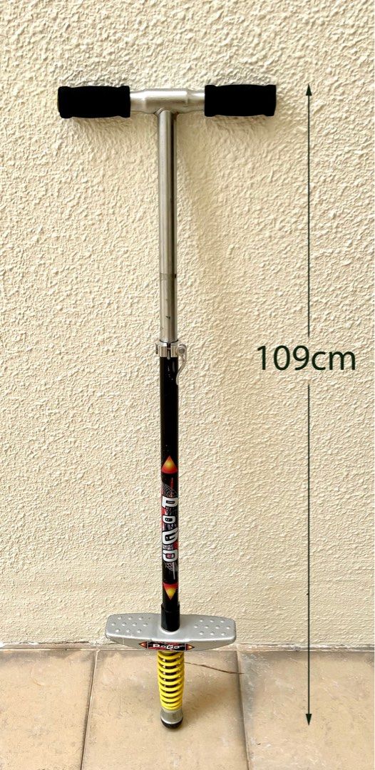 Kids' height ADJUSTABLE pogo stick, Sports Equipment, Other Sports