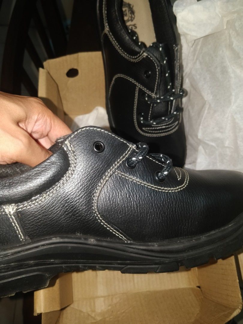 Kings Safety shoes Size 9, Men's Fashion, Footwear, Boots on Carousell