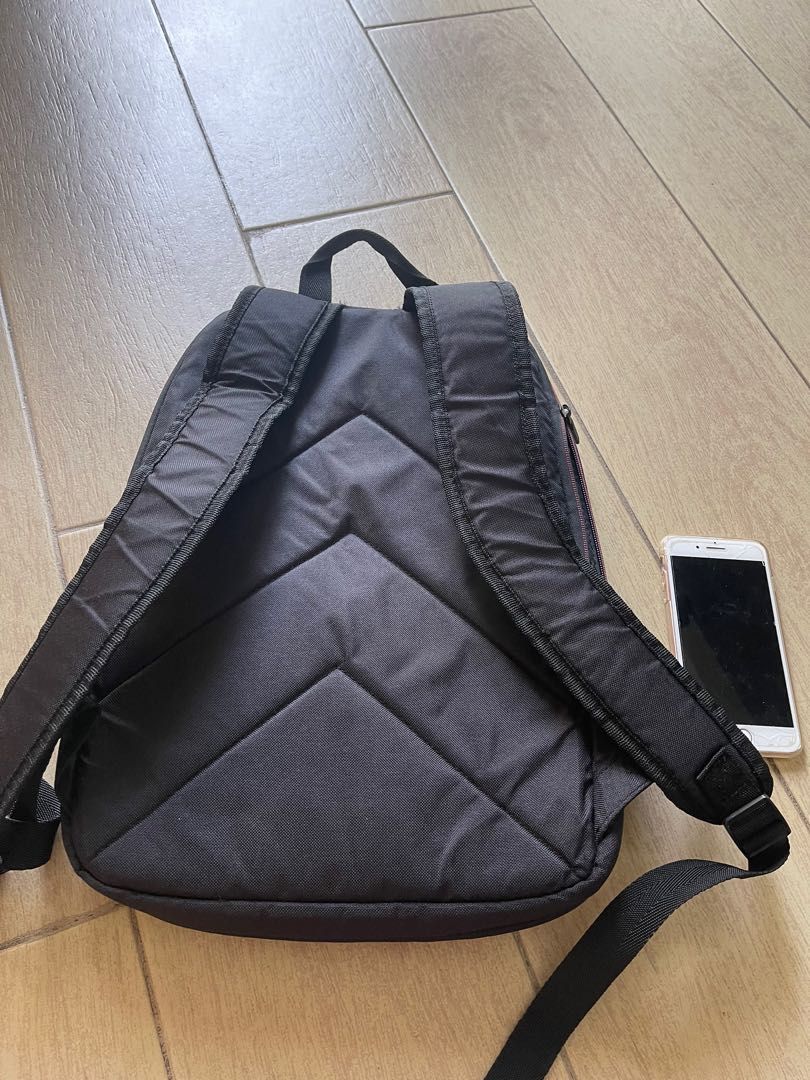 Laptop backpack for sale (Category: Backpacks) located in San Pablo. Submitted by bengydc (Listing ID 1225134167, Image 2). Description: .
