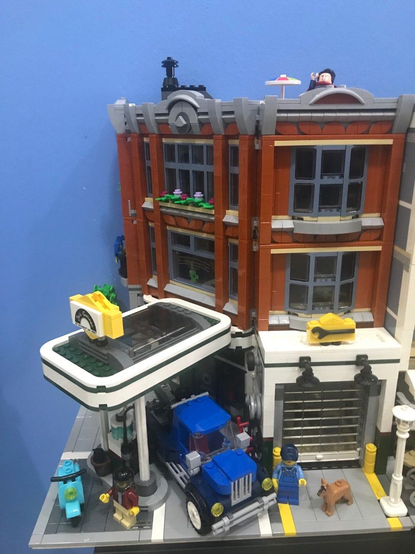 Lego Corner Garage 10264, Hobbies & Toys, Toys & Games on Carousell