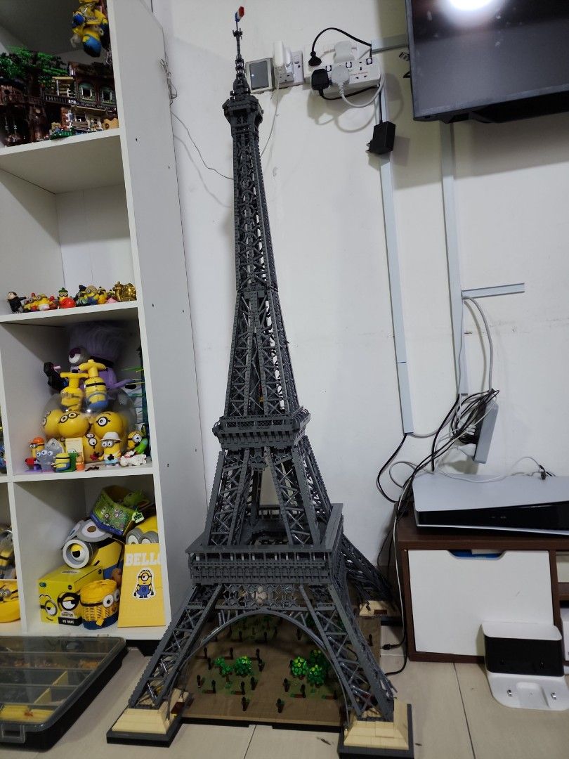 eiffel tower lego box