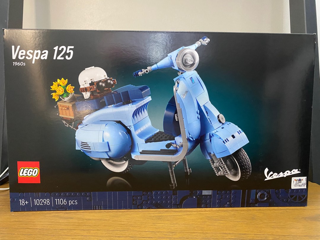 Lego Vespa 125, Hobbies & Toys, Toys & Games on Carousell