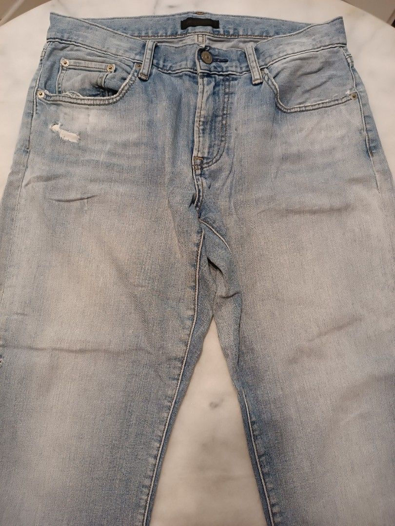 Levi/Uniqlo Jeans, Men's Fashion, Bottoms, Jeans on Carousell