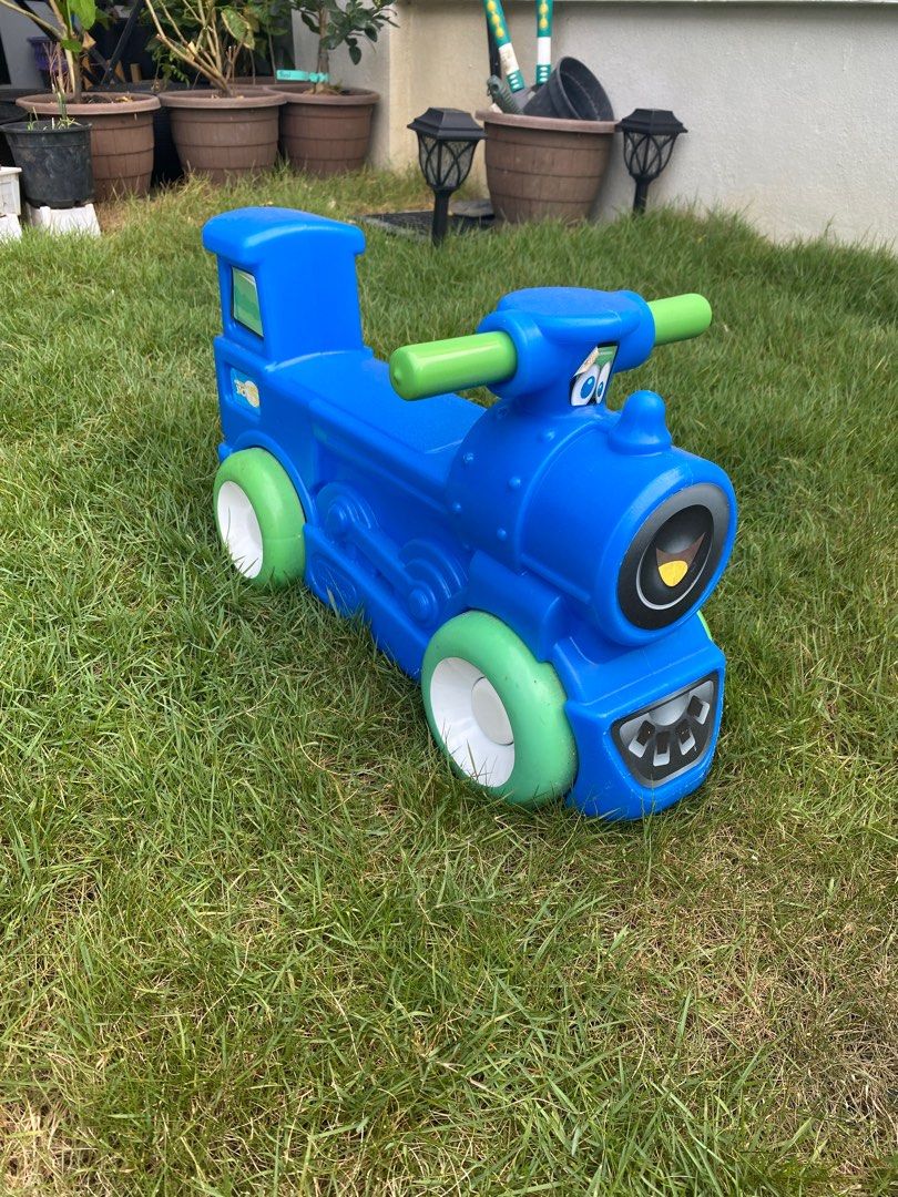 LITTLE TIKES TRAIN RIDE ON, Hobbies & Toys, Toys &