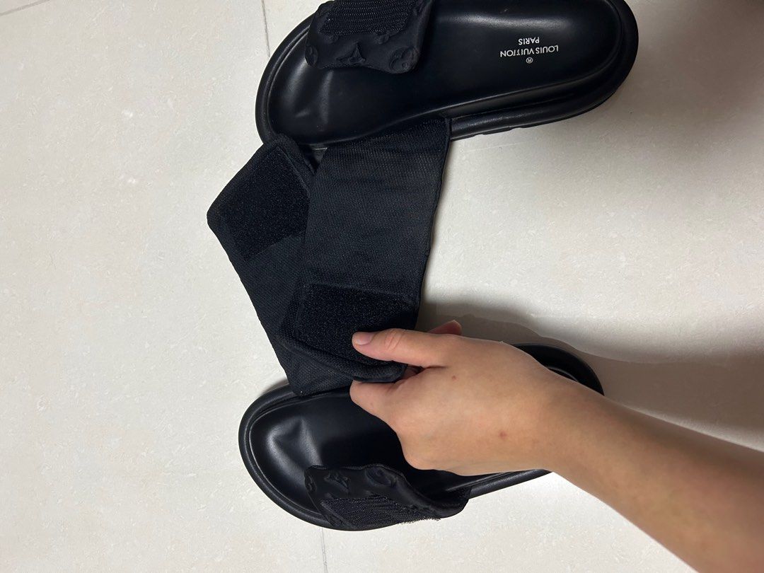 Pool pillow cloth sandals Louis Vuitton Black size 36 EU in Cloth