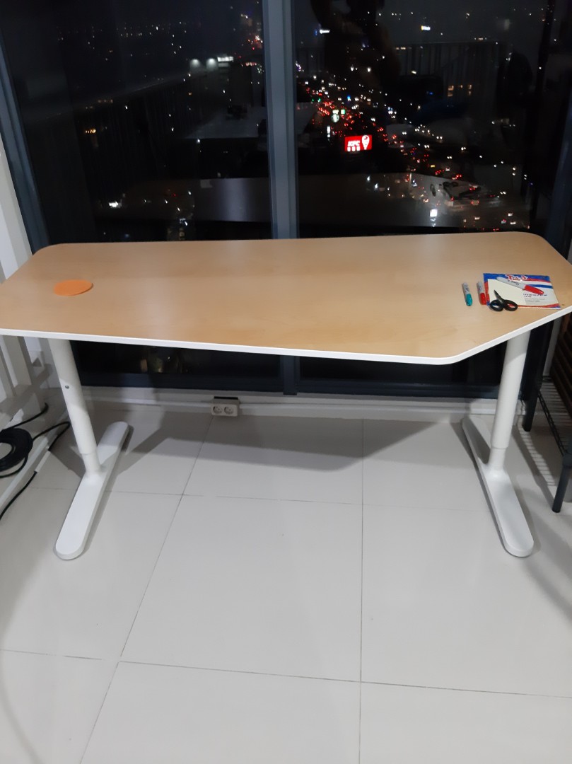 Meja Komputer Ikea Bekant On Carousell