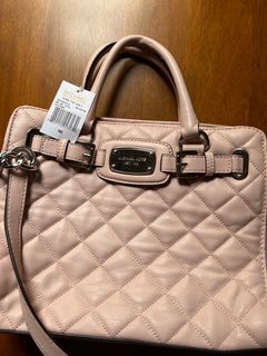 （分類：）位於 。 由 sellrgrl 提交（商品編號 1225175875，圖片 1）。簡介： 。