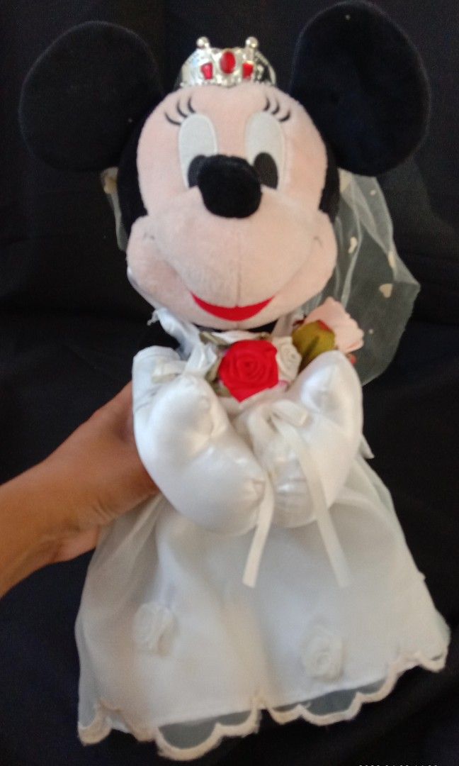 Minnie Mouse Bride Stufftoy big (Category: Plushies & Soft Toys) located in Cabuyao City. Submitted by reyesjim60 (Listing ID 1225224548, Image 2). Description: Minnie Mouse Bride Stufftoy big,with with hole at the back dress.