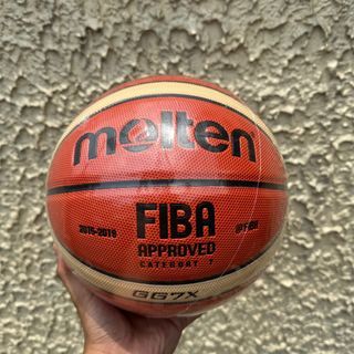 Molten GG7X Basketball