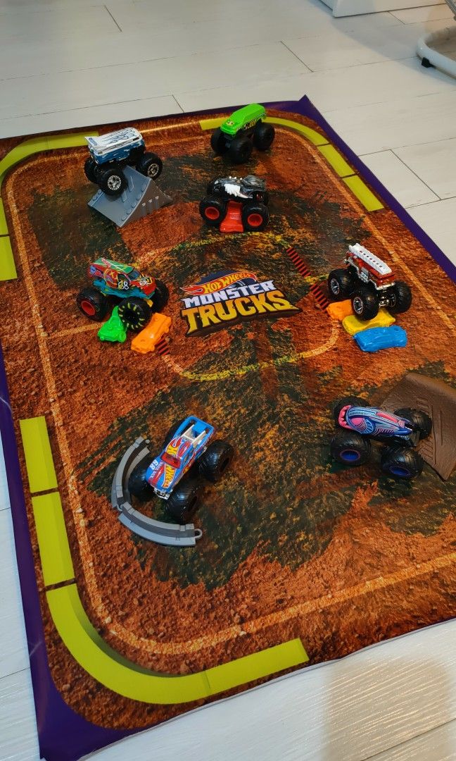 Monster Trucks Arena Playmat Preorder, Hobbies & Toys, Toys & Games on